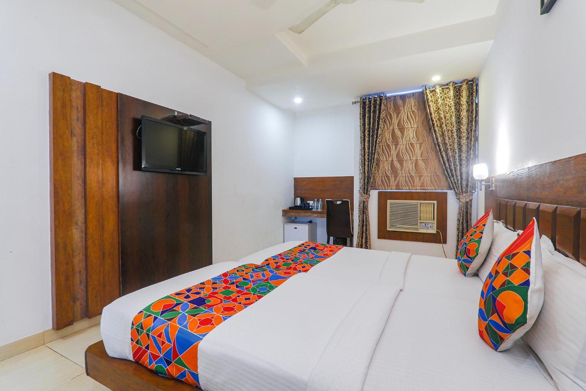 Fabhotel Prime The Continental Lucknow Esterno foto