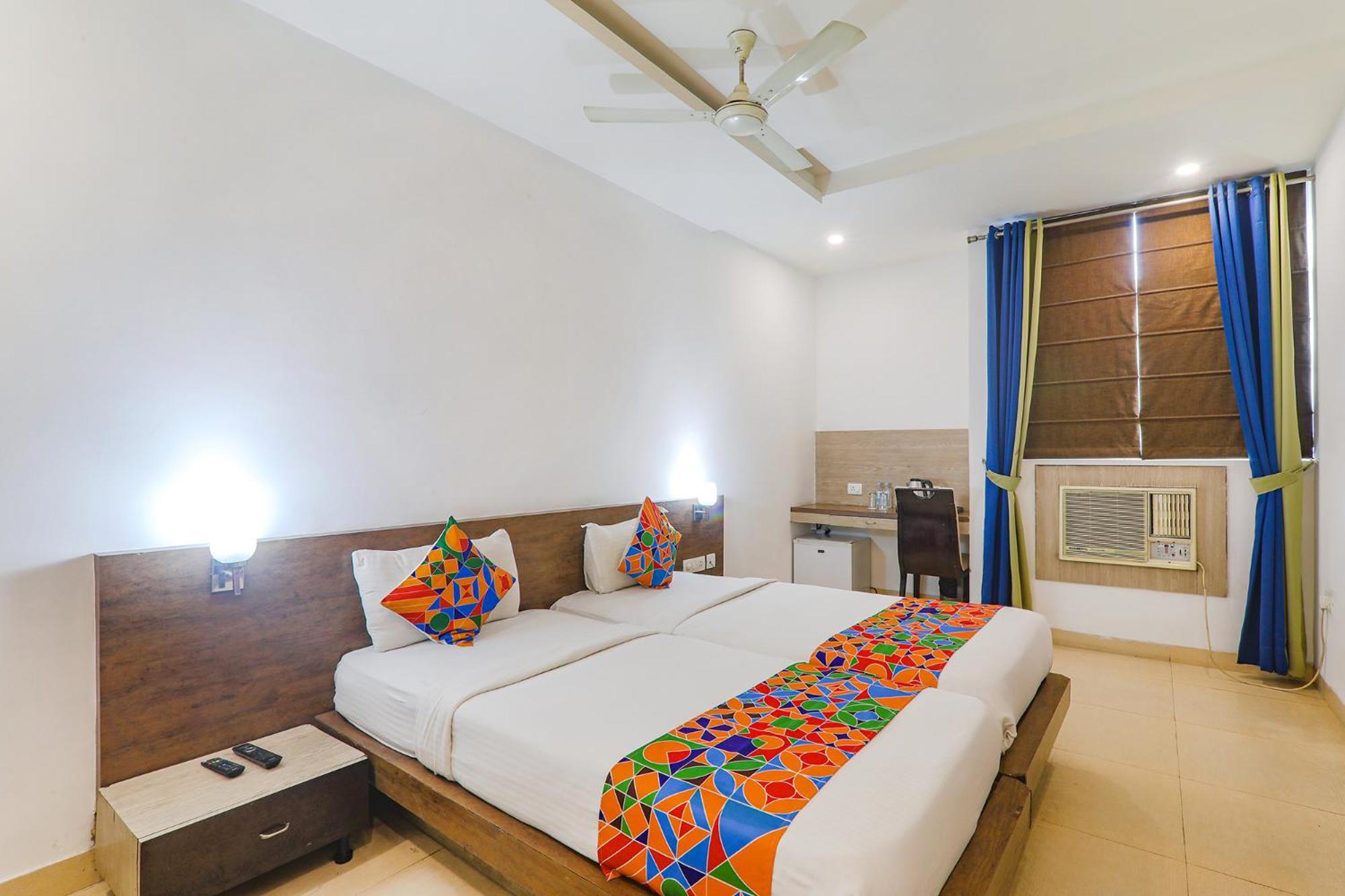 Fabhotel Prime The Continental Lucknow Esterno foto