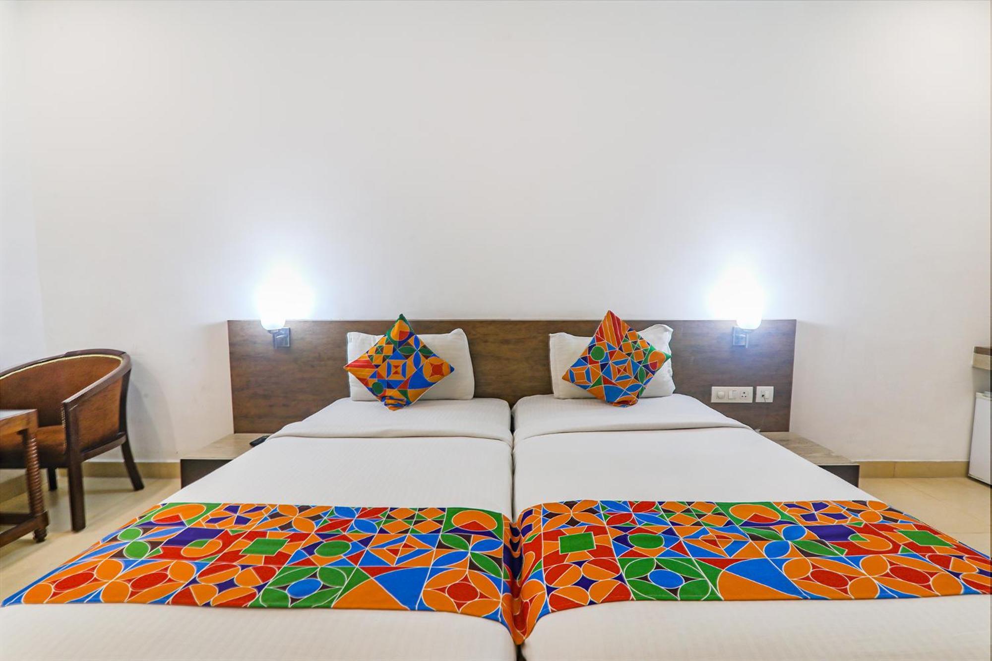 Fabhotel Prime The Continental Lucknow Esterno foto